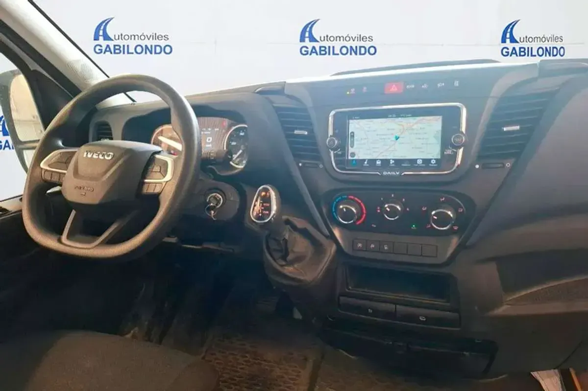 Usado Iveco Daily 158 CV (116 kW) 2021 Blanco Van