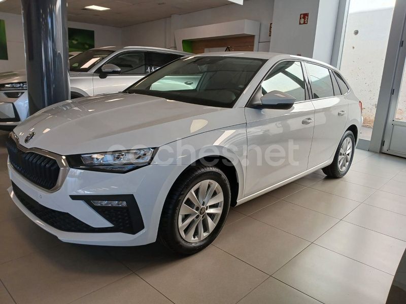 Nuevo Skoda Scala Selection 115 CV (84 kW) 2025 Blanco Utilitario