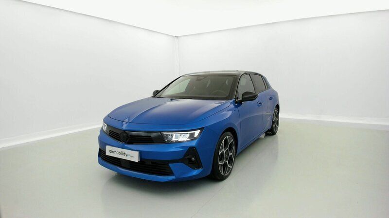 Kobalt blue Usado 2023 Opel Astra | 17.730 € (Precio justo) - Imagen 1/4