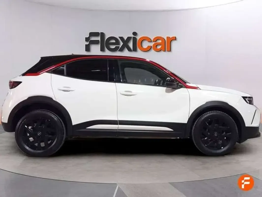 Usado Opel Mokka GS Line 110 CV (80 kW) 2021 Blanco SUV