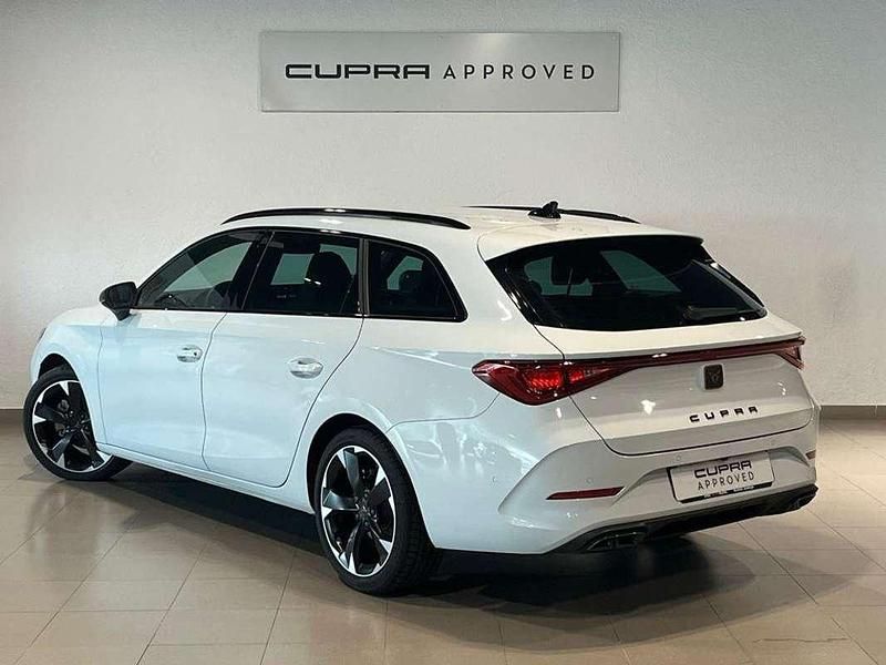 Usado Cupra Leon VZ 245 CV (180 kW) 2021 Blanco Familiar
