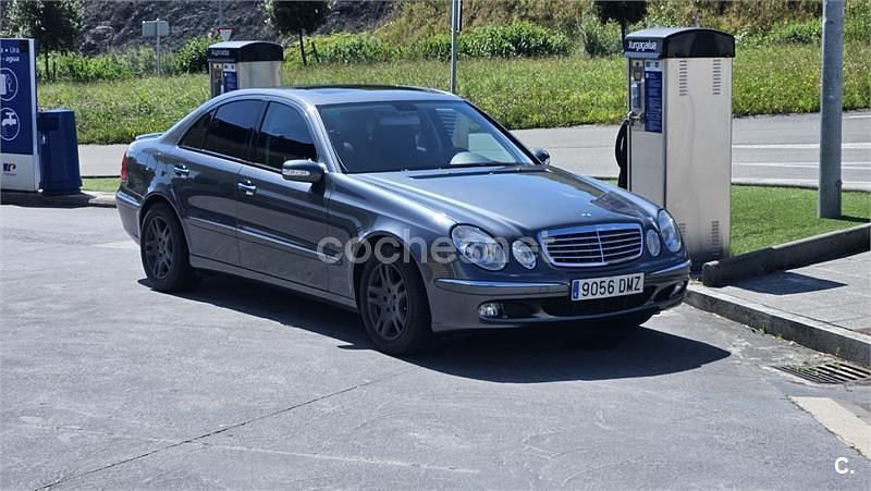 Usado Mercedes E350 Elegance 272 CV (200 kW) 2005 Verde Berlina