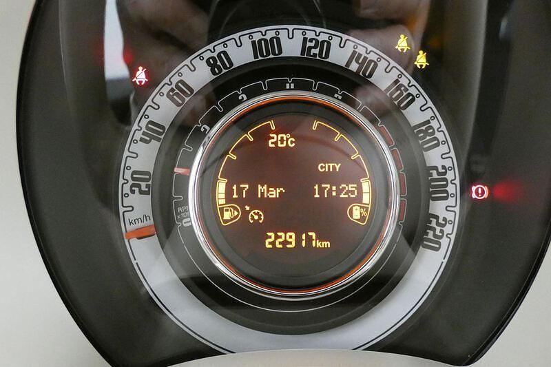 Usado Fiat 500 Dolcevita 70 CV (51 kW) 2022 Blanco Berlina