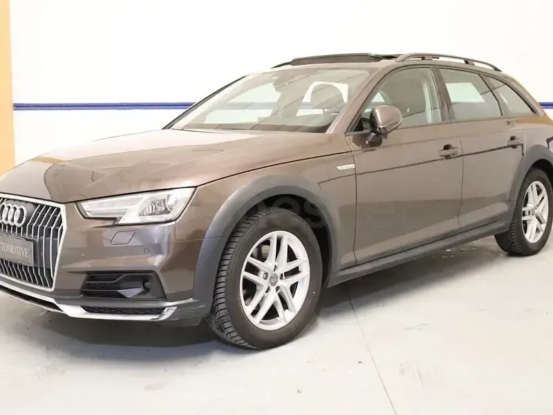 Usado Audi A4 Allroad 163 CV (119 kW) 2018 Marrón Familiar