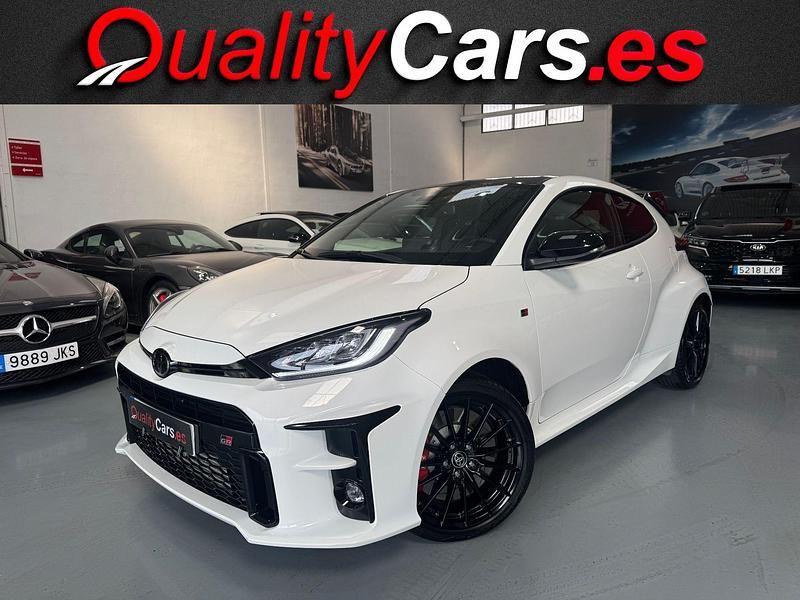 Blanco Usado 2021 Toyota Yaris Utilitario | 32.900 € (Buen precio) - Imagen 1/4