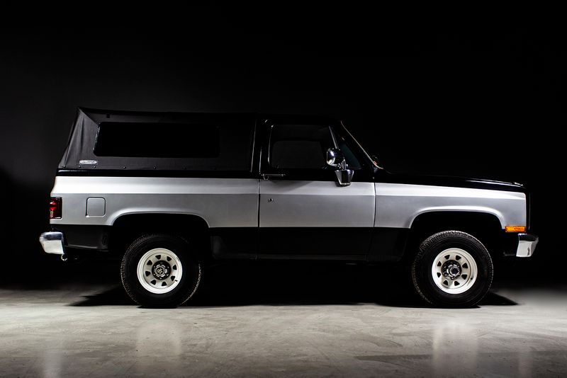 Usado GMC Sierra 150 CV (110 kW) 1994 Negro y plata