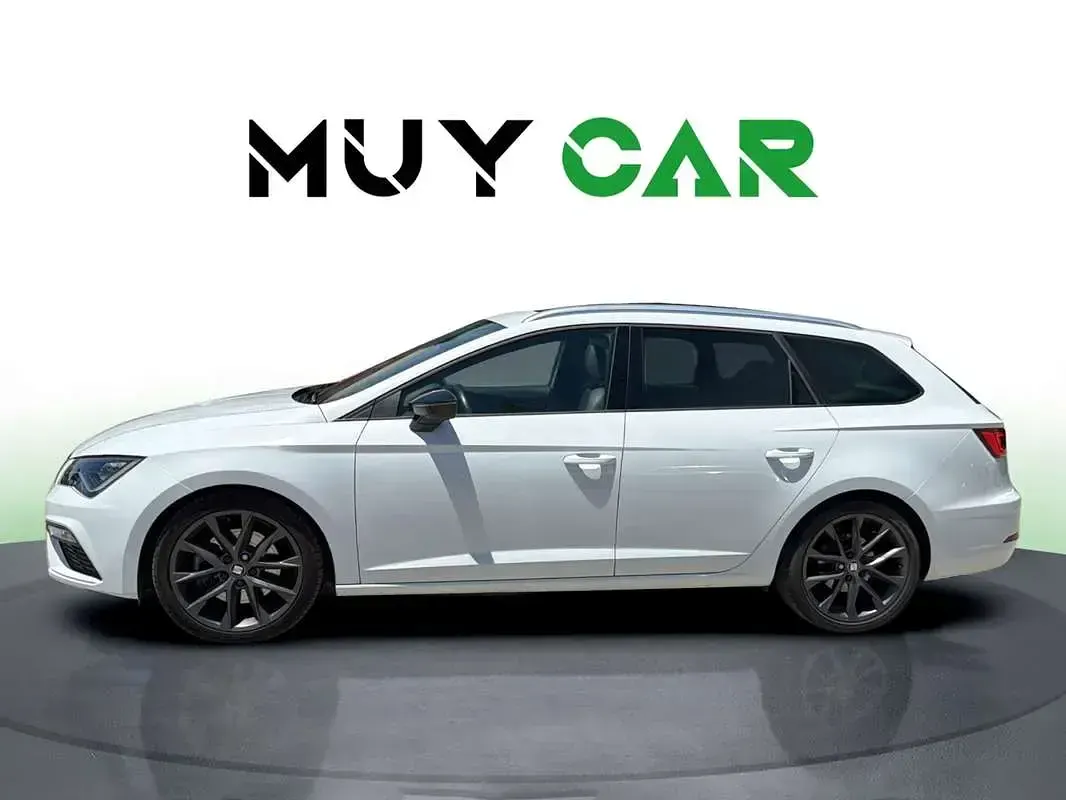 Usado Seat Leon ST FR 150 CV (110 kW) 2019 Blanco Familiar