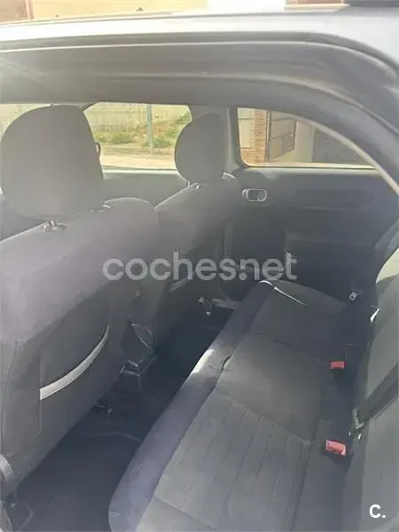 Usado Citroën C4 Cactus Shine Edition 92 CV (67 kW) 2014 Gris / plata Utilitario