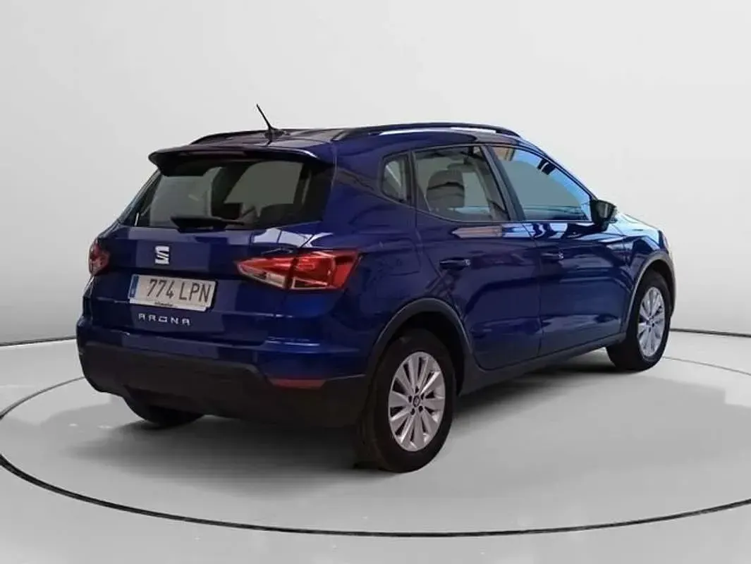 Usado Seat Arona Style 110 CV (80 kW) 2021 Azul SUV
