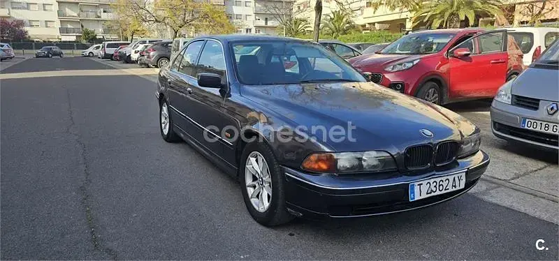 Usado BMW 520 150 CV (110 kW) 1999 Negro Berlina