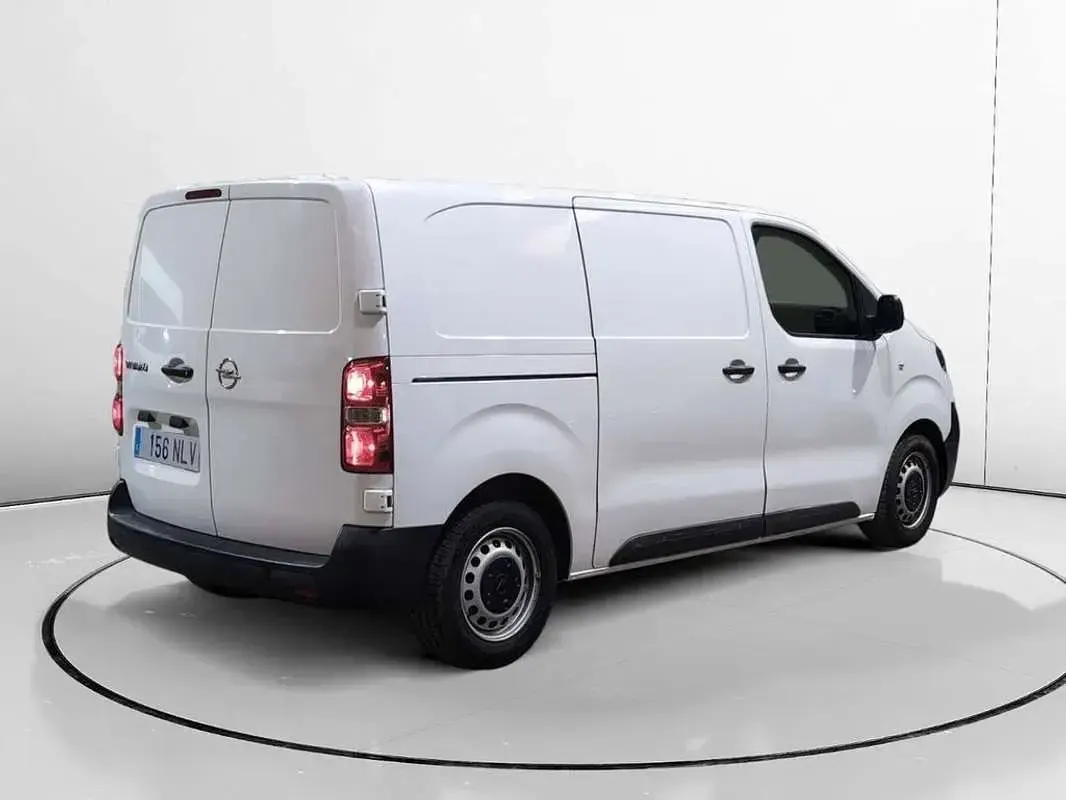 Usado Opel Vivaro S 120 CV (88 kW) 2026 Blanco Monovolumen