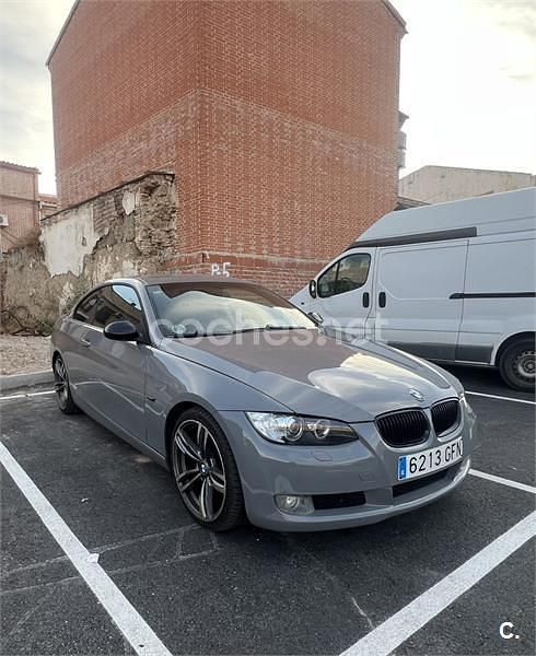 Gris / plata Usado 2009 BMW 320 Coupe | 10.500 € (Precio justo) - Imagen 1/4