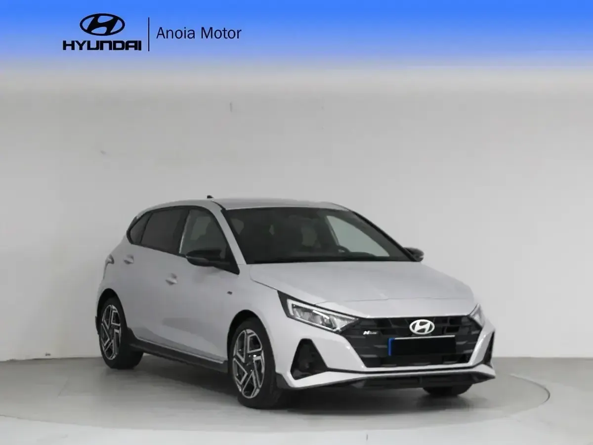 Usado Hyundai i20 N Line 79 CV (58 kW) 2024 Gris Berlina
