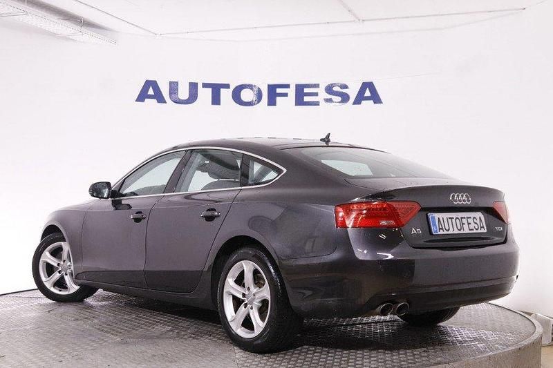 Usado Audi A5 150 CV (110 kW) 2014 Gris Coupe