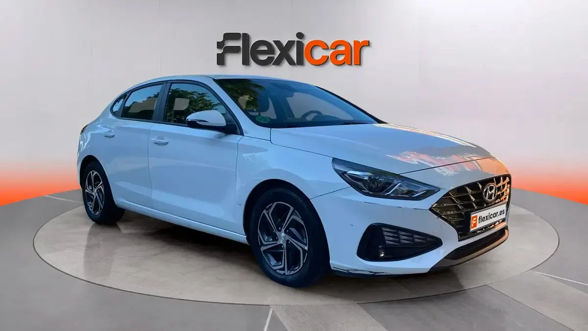 Usado Hyundai i30 120 CV (88 kW) 2022 Berlina