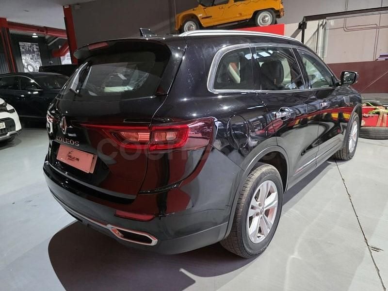 Usado Renault Koleos Intens 177 CV (130 kW) 2018 Negro SUV