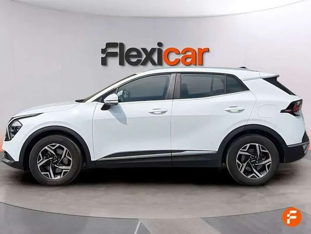 Usado Kia Sportage 136 CV (100 kW) 2023 Blanco SUV