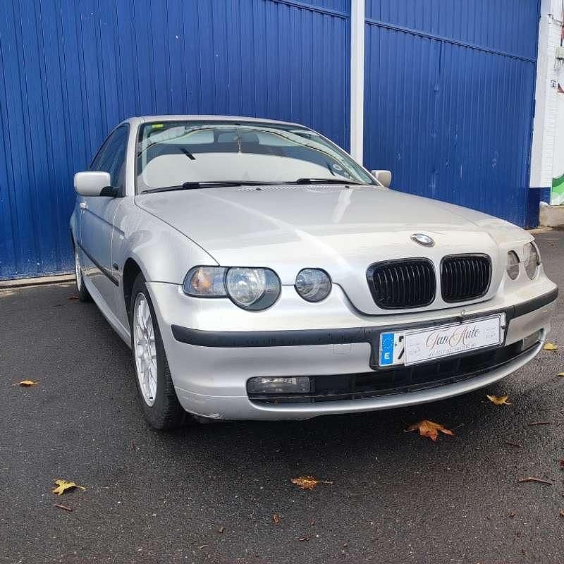Usado BMW 318 143 CV (105 kW) 2003 Gris Berlina