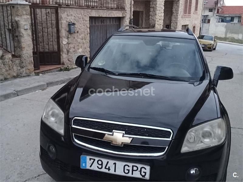 Usado Chevrolet Captiva LT 150 CV (110 kW) 2009 Negro SUV