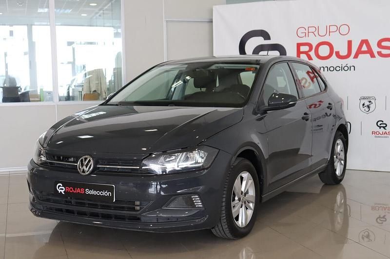 Usado VW Polo Advance 95 CV (69 kW) 2019 Gris Utilitario