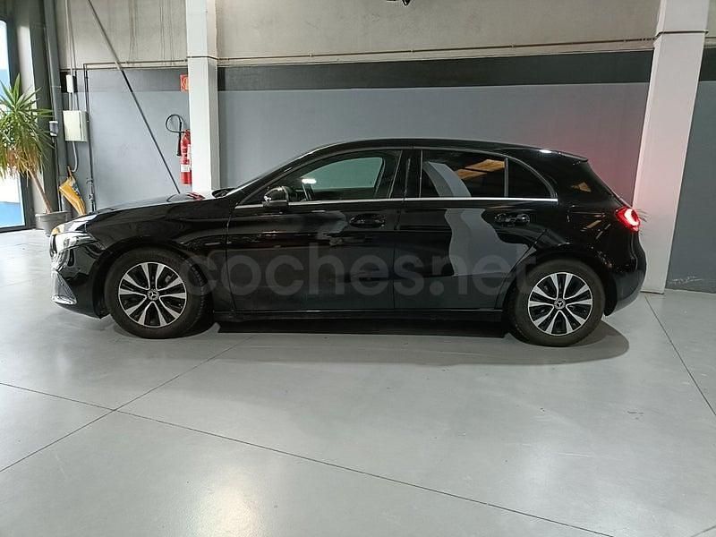Usado Mercedes A180 136 CV (100 kW) 2020 Negro Berlina