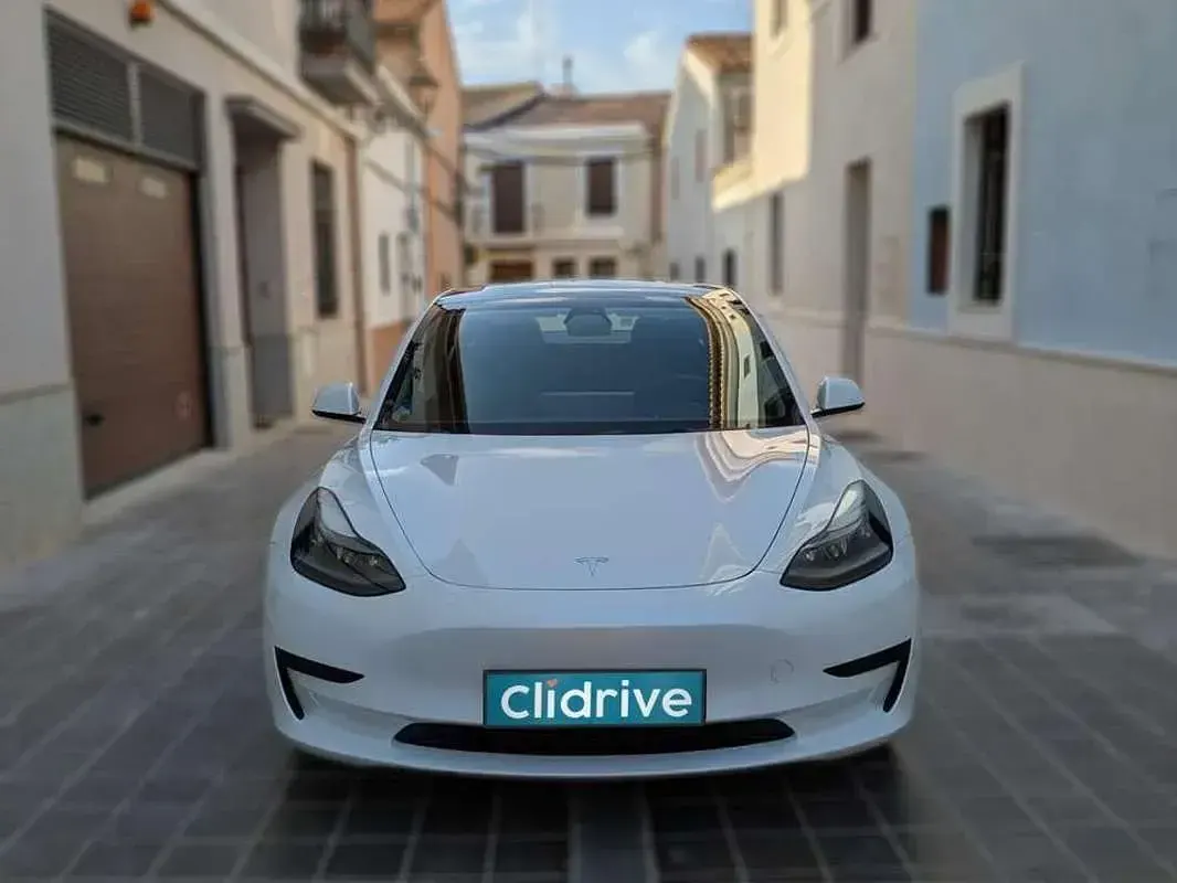 Usado Tesla Model 3 RWD 208 kW (283 CV) 2023 Blanco Berlina