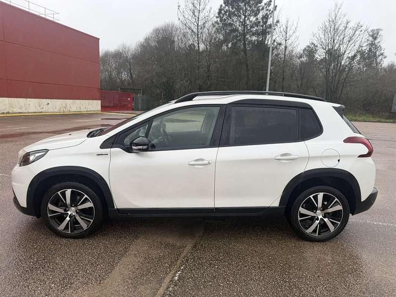 Usado Peugeot 2008 GT-line 120 CV (88 kW) 2019 Blanco SUV