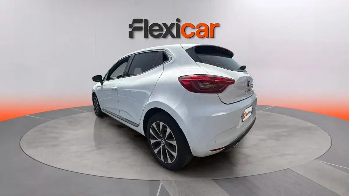 Usado Renault Clio V Techno 140 CV (102 kW) 2023 Blanco Berlina