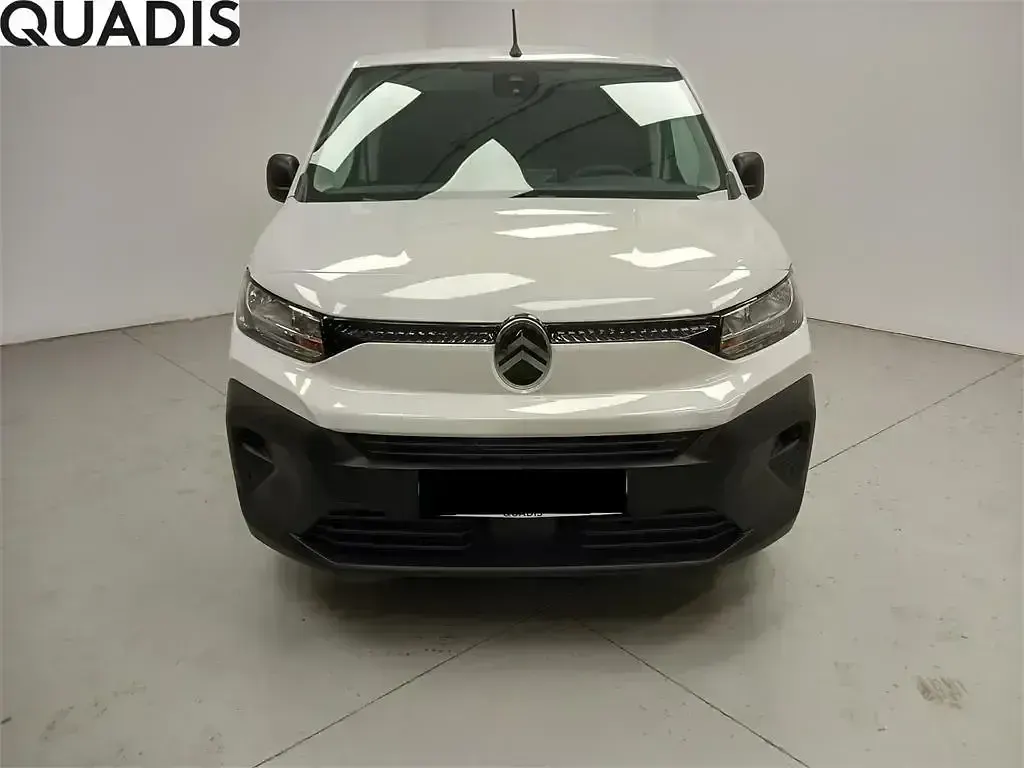 Usado Citroën Berlingo 102 CV (75 kW) 2024 Blanco Monovolumen