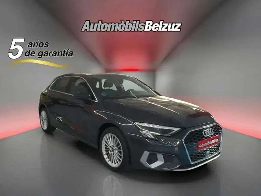 Usado Audi A3 Sportback Advanced 110 CV (80 kW) 2023 Gris Utilitario