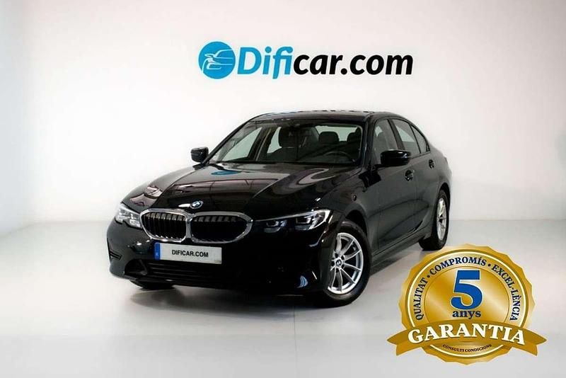 Negro Usado 2021 BMW ActiveHybrid 3 Berlina | 25.990 € - Imagen 1/4