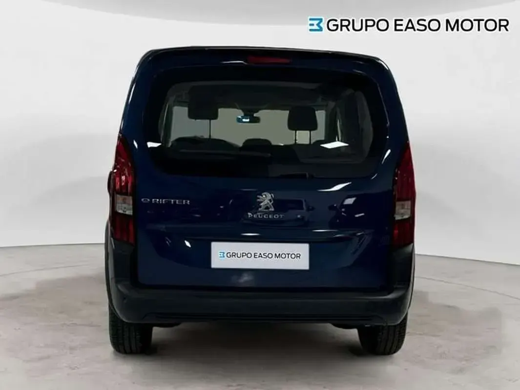 Usado Peugeot e-Rifter Active 100 kW (136 CV) 2023 Azul Monovolumen