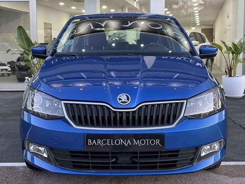 Usado Skoda Fabia Ambition 75 CV (55 kW) 2018 Azul Utilitario