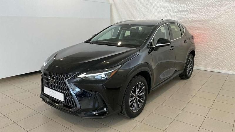 Negro Usado 2024 Lexus NX300 SUV | 49.900 € - Imagen 1/4