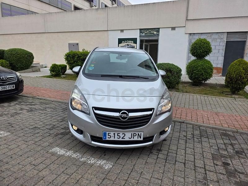 Usado Opel Meriva Excellence 140 CV (102 kW) 2017 Gris / plata Monovolumen