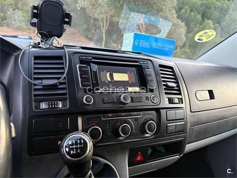 Amarillo Usado 2015 VW Transporter Pro Van | 17.350 € - Imagen 1/4