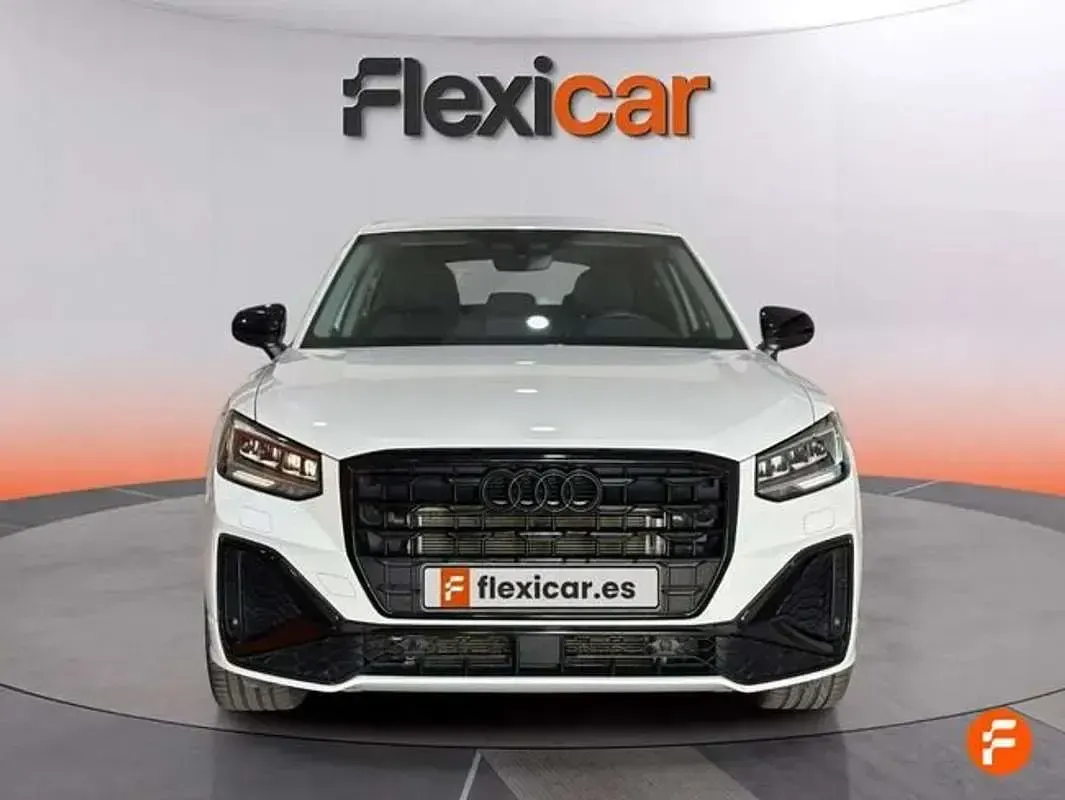 Usado Audi Q2 S-Line 150 CV (110 kW) 2024 Blanco SUV