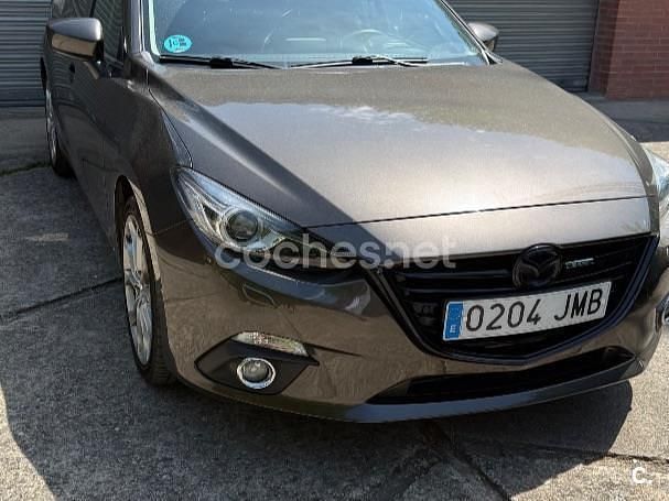 Usado Mazda 3 Luxury 150 CV (110 kW) 2016 Gris / plata Berlina
