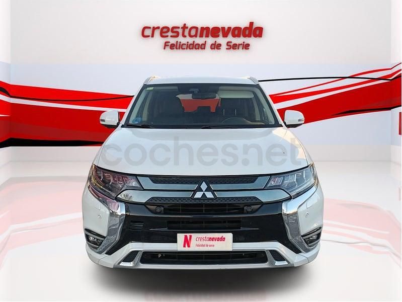 Usado Mitsubishi Outlander P-HEV 224 CV (164 kW) 2020 Blanco SUV