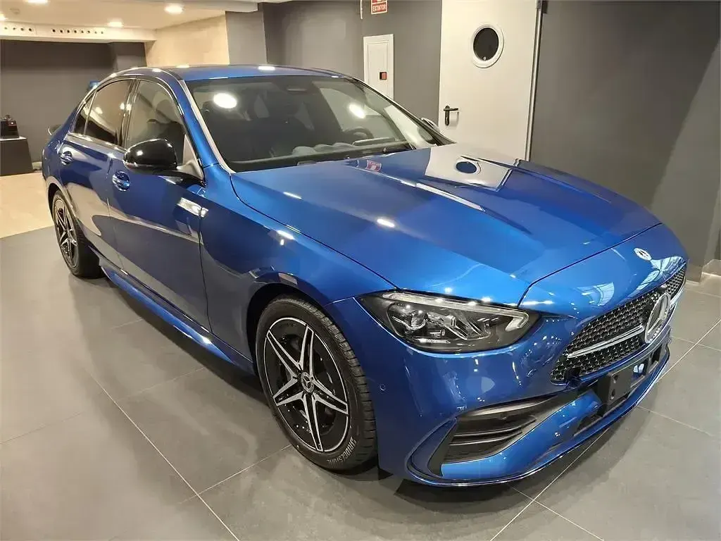 Nuevo Mercedes C220 197 CV (144 kW) 2026 Azul Berlina