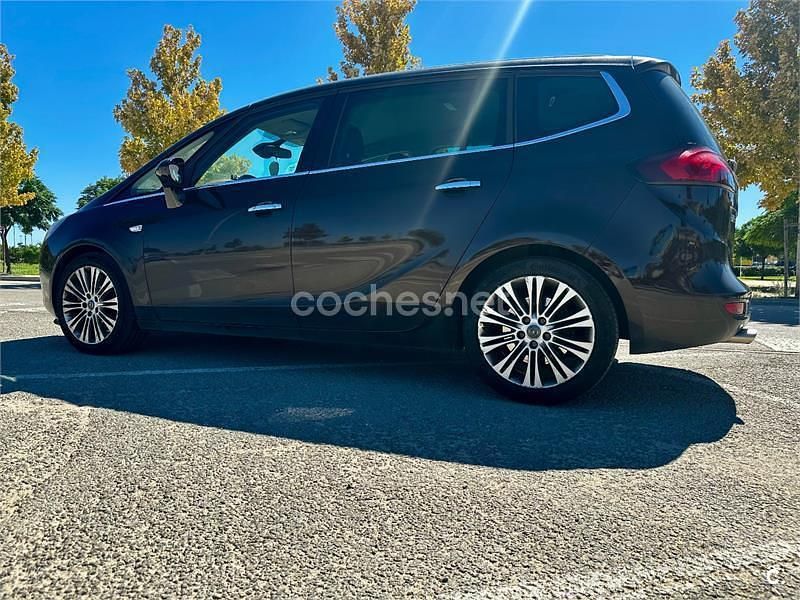 Marrón Usado 2013 Opel Zafira Tourer Excellence Monovolumen | 8400 € (Buen precio) - Imagen 1/4