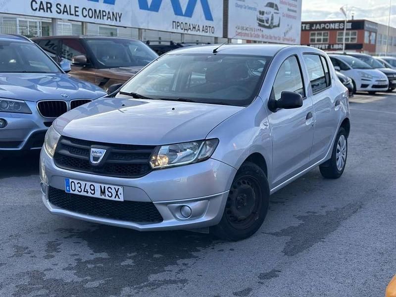 Brugt Dacia Sandero Lauréate 75 HK (55 kW) 2015 Sølv Hatchback