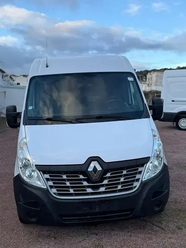 Usado Renault Master 144 CV (105 kW) 2019 Blanco Van