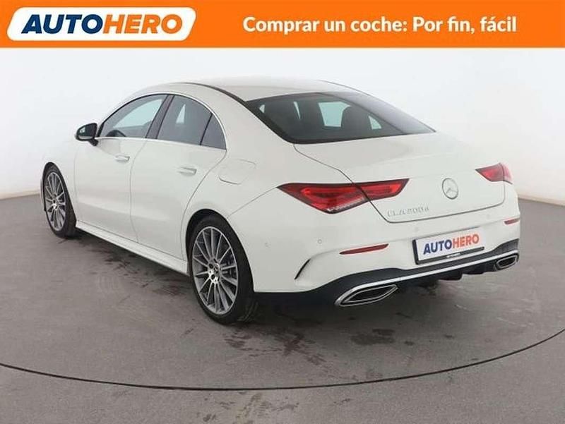 Usado Mercedes CLA200 AMG line 150 CV (110 kW) 2022 Blanco Berlina