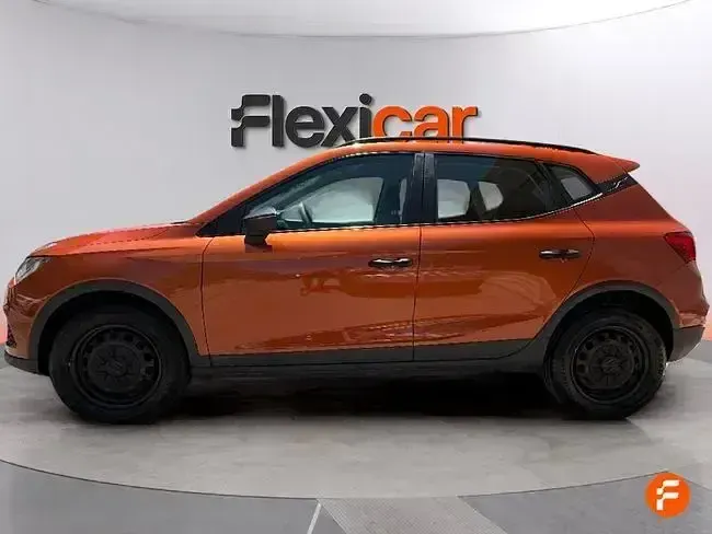 Usado Seat Arona Reference 95 CV (69 kW) 2019 Azul SUV