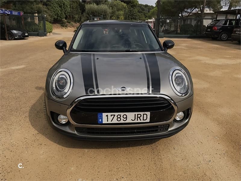 Usado Mini Cooper D Clubman 150 CV (110 kW) 2016 Gris / plata Familiar