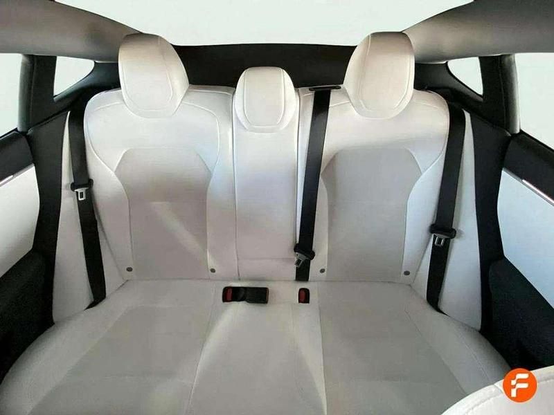 Negro Usado 2024 Tesla Model 3 Berlina | 32.690 € (Precio justo) - Imagen 1/3