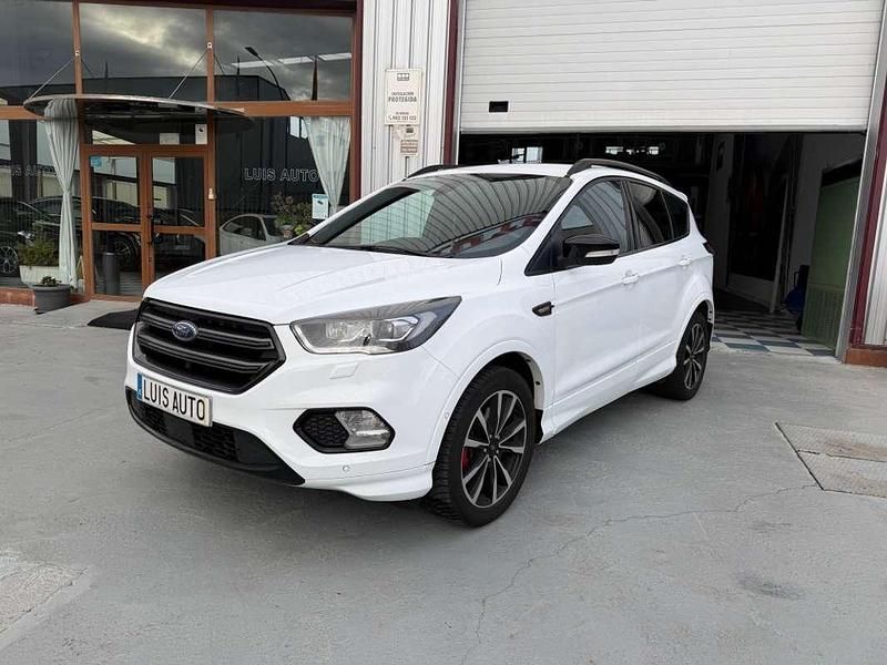 Usado Ford Kuga ST-Line 120 CV (88 kW) 2020 Blanco SUV
