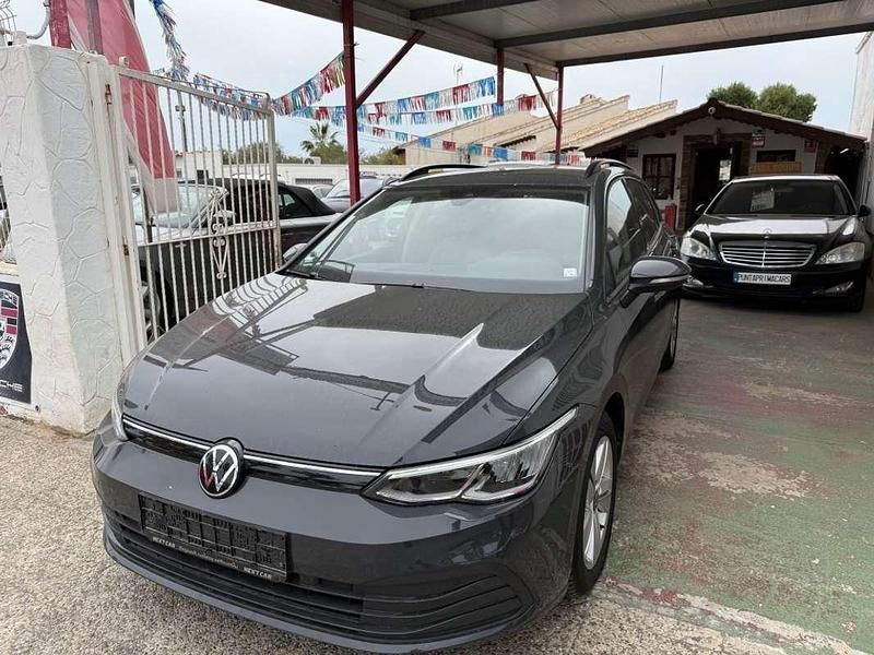Usado VW Golf VIII Sport 150 CV (110 kW) 2021 Gris Familiar