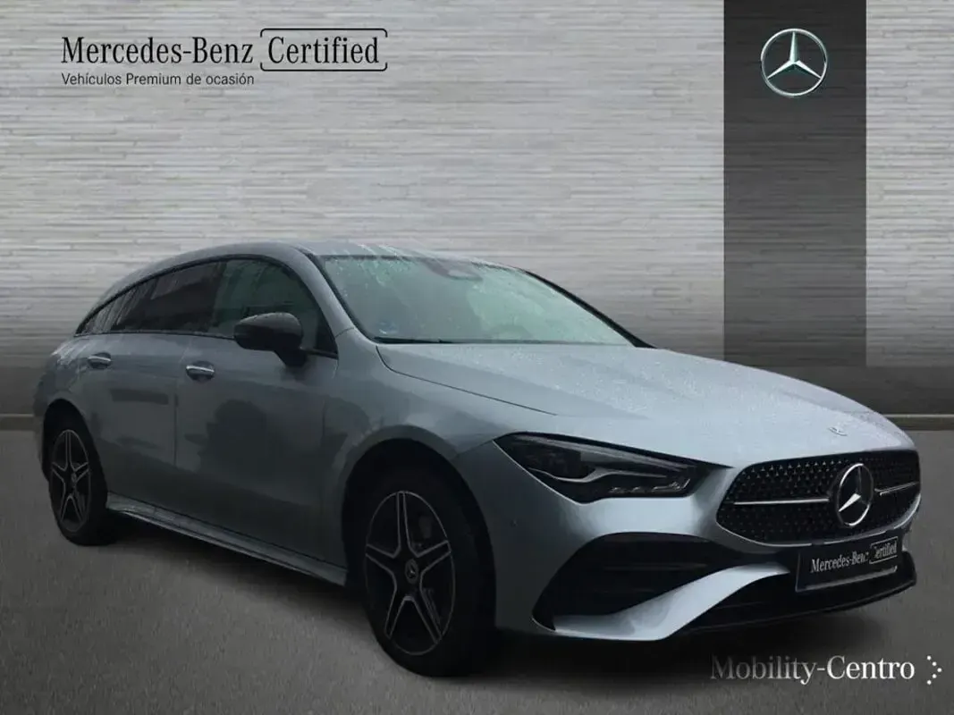 Usado Mercedes CLA250e 163 CV (119 kW) 2025 Plata hightech Coupe